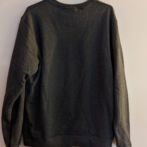 𝅺nwt Awesome Since 2015 Birthday Unicorn Sweatshirt Gray Medium Unisex - Picture 4 of 4